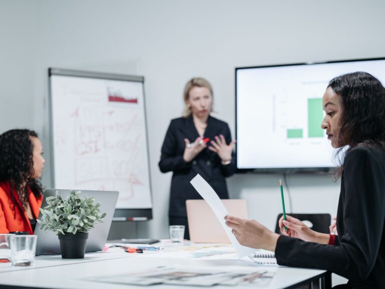 liderança coaching vantagens e desvantagens